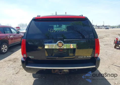 2011 Cadillac Escalade Esv Premium from USA, damaged, VIN 1GYS4JEFXBR161853